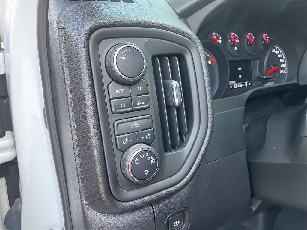 used 2023 Chevrolet Silverado 1500 car, priced at $35,698