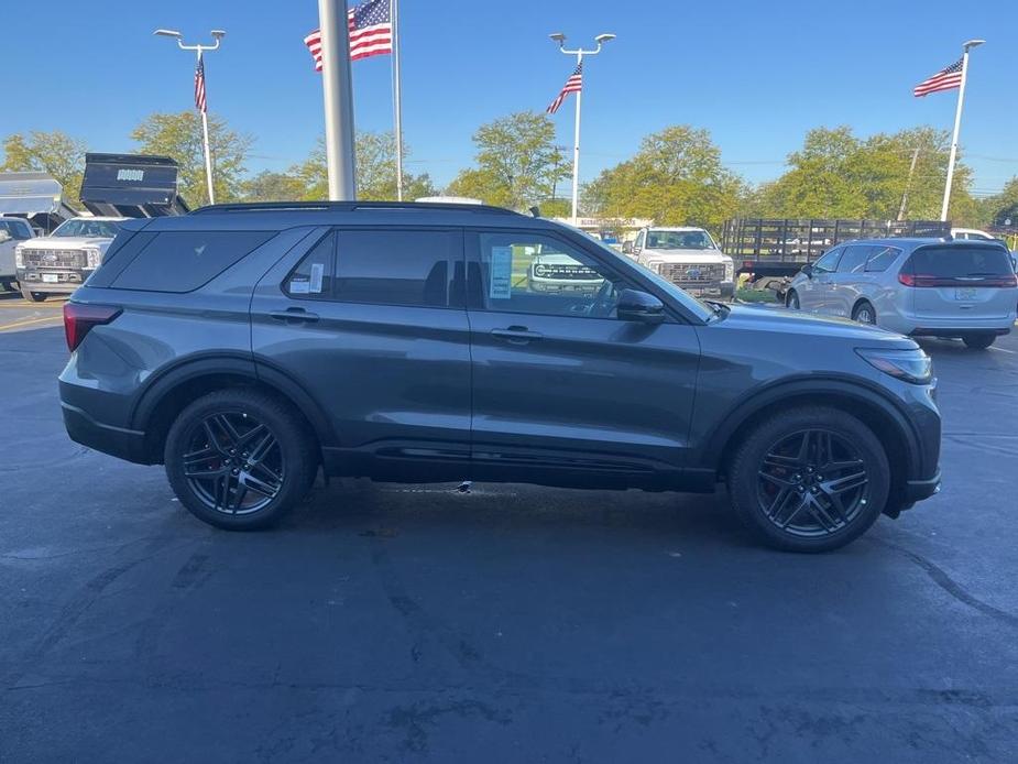 new 2025 Ford Explorer car, priced at $57,971