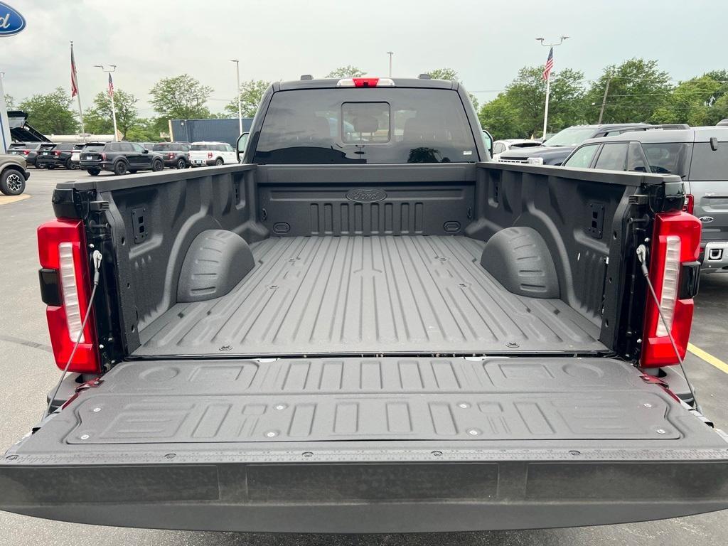 new 2025 Ford F-350 car, priced at $58,961