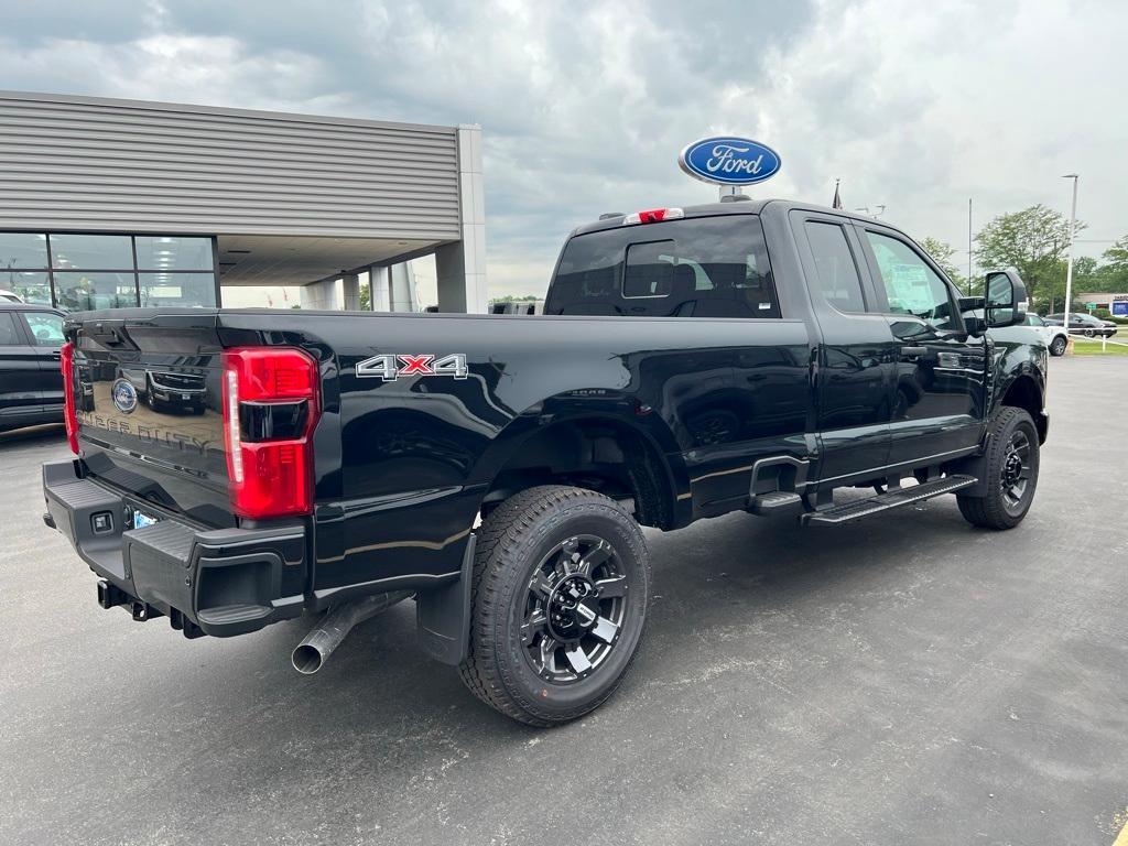 new 2025 Ford F-350 car, priced at $58,961
