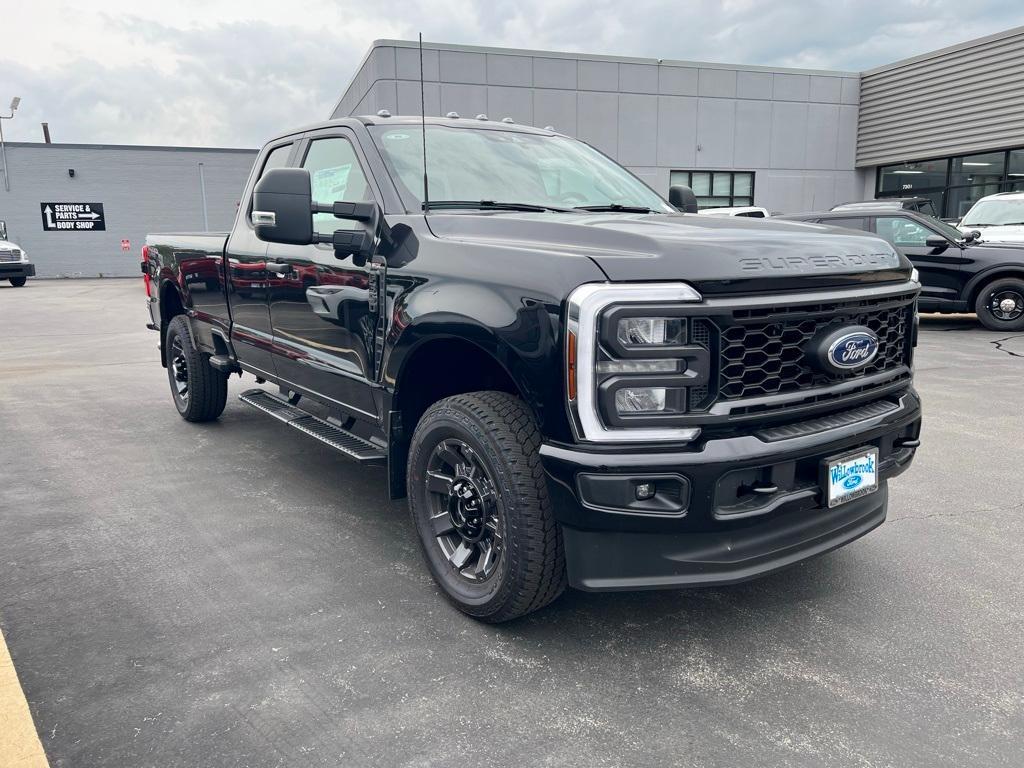 new 2025 Ford F-350 car, priced at $58,961