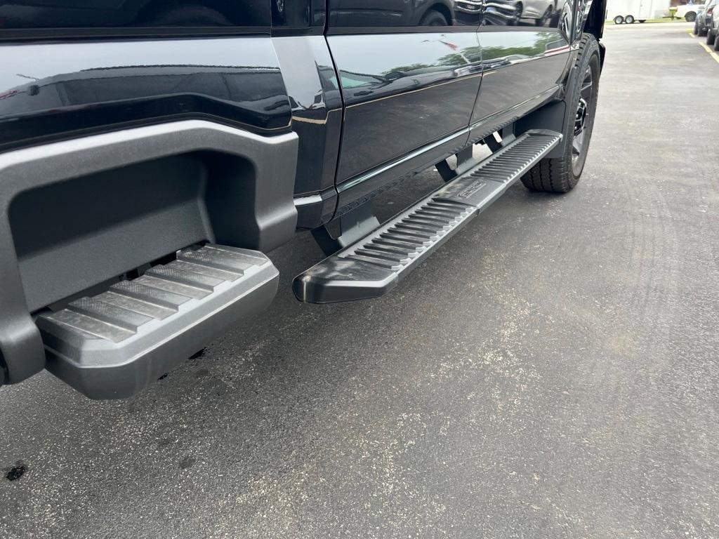 new 2025 Ford F-350 car, priced at $58,961