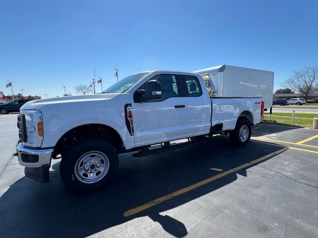 new 2024 Ford F-350 car, priced at $58,614