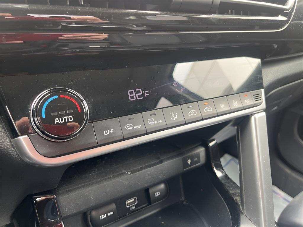 used 2022 Kia Seltos car, priced at $17,988