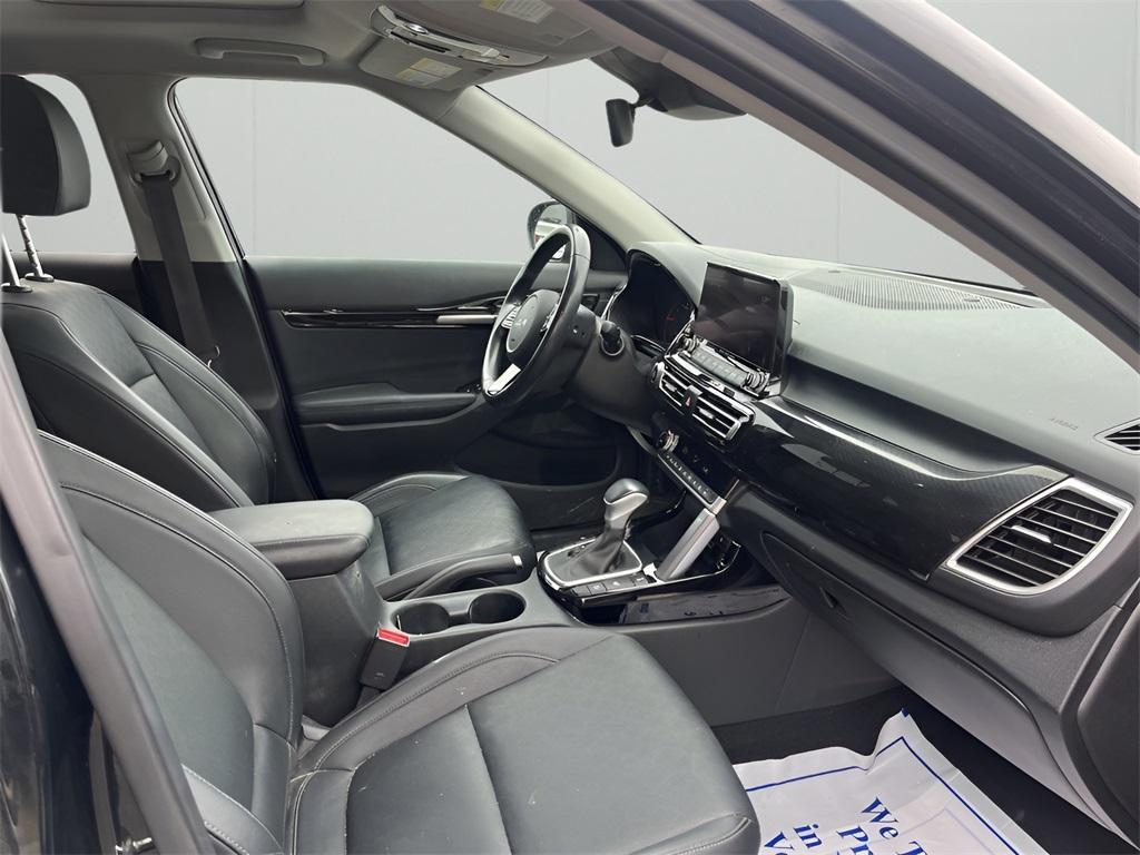 used 2022 Kia Seltos car, priced at $17,988