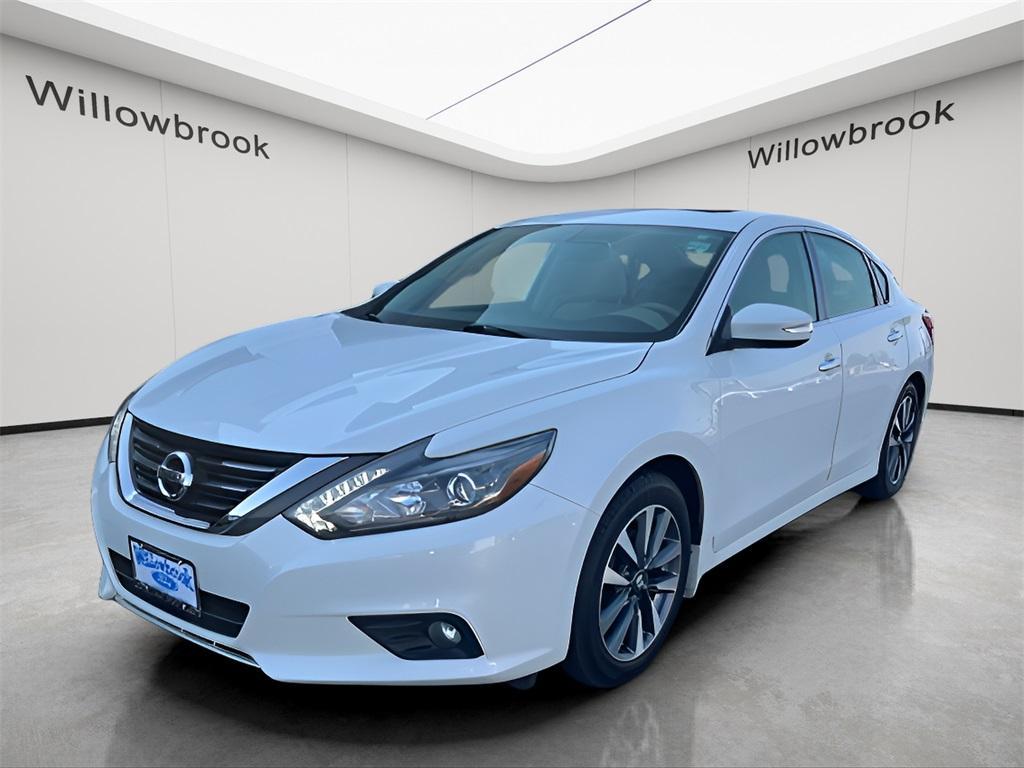 used 2016 Nissan Altima car, priced at $12,988
