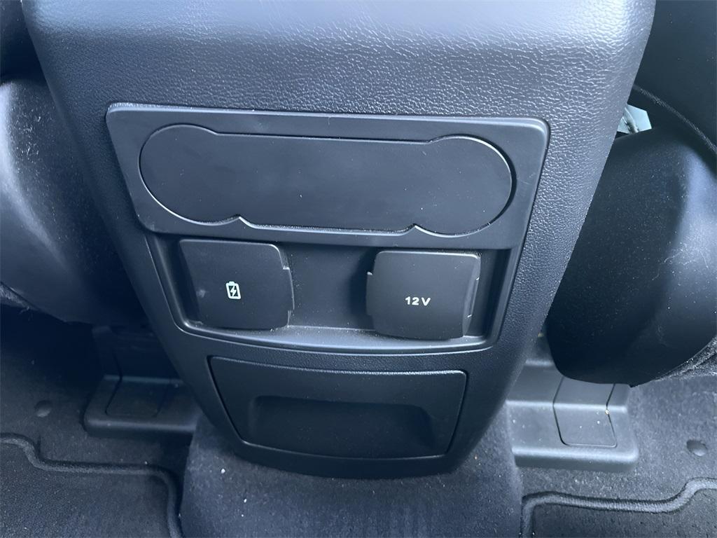used 2023 Ford Explorer car, priced at $31,998