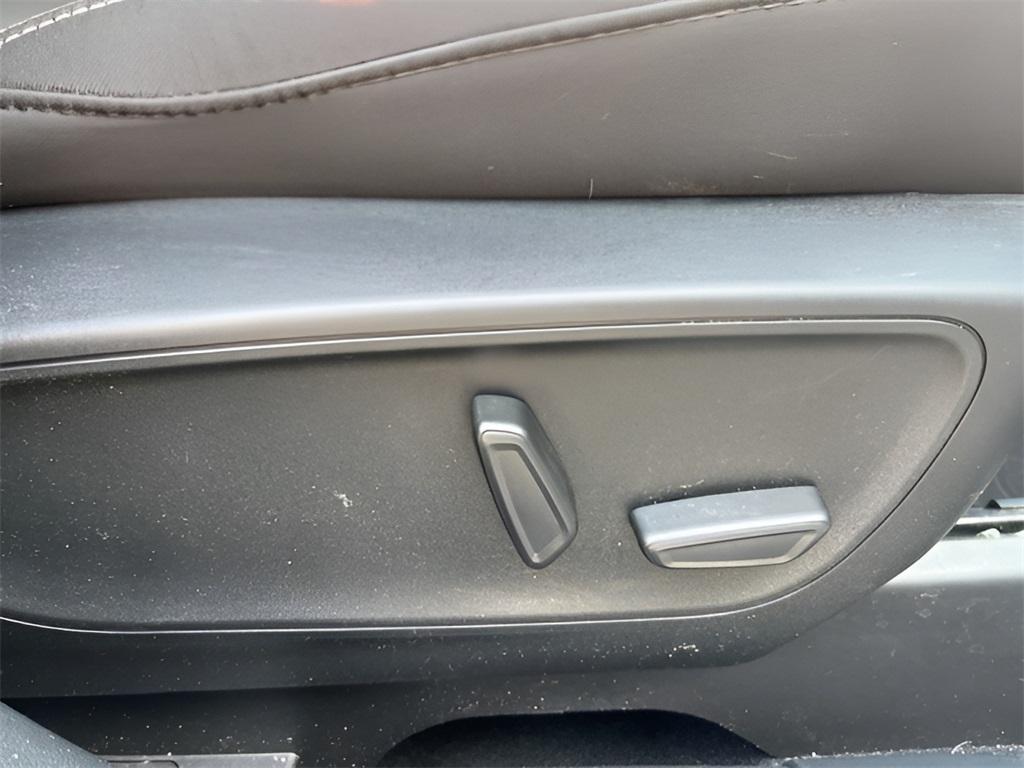 used 2023 Ford Escape car, priced at $27,888