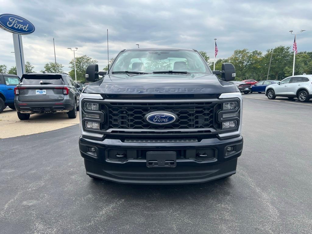 new 2025 Ford F-350 car, priced at $52,934