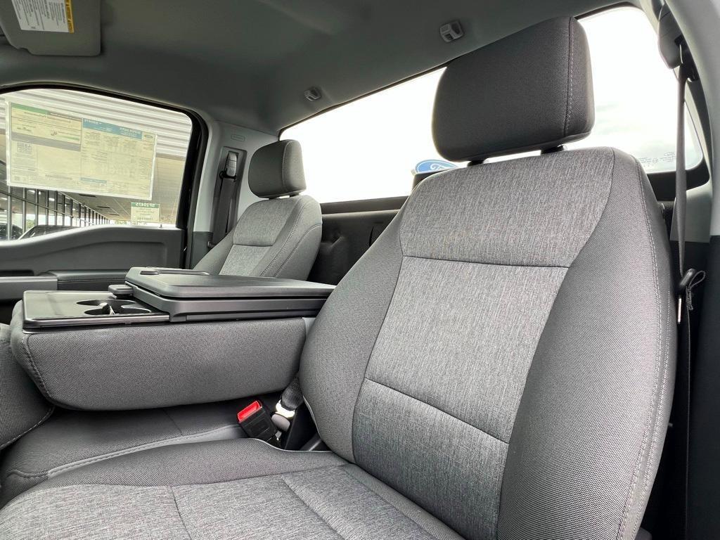 new 2025 Ford F-350 car, priced at $52,934