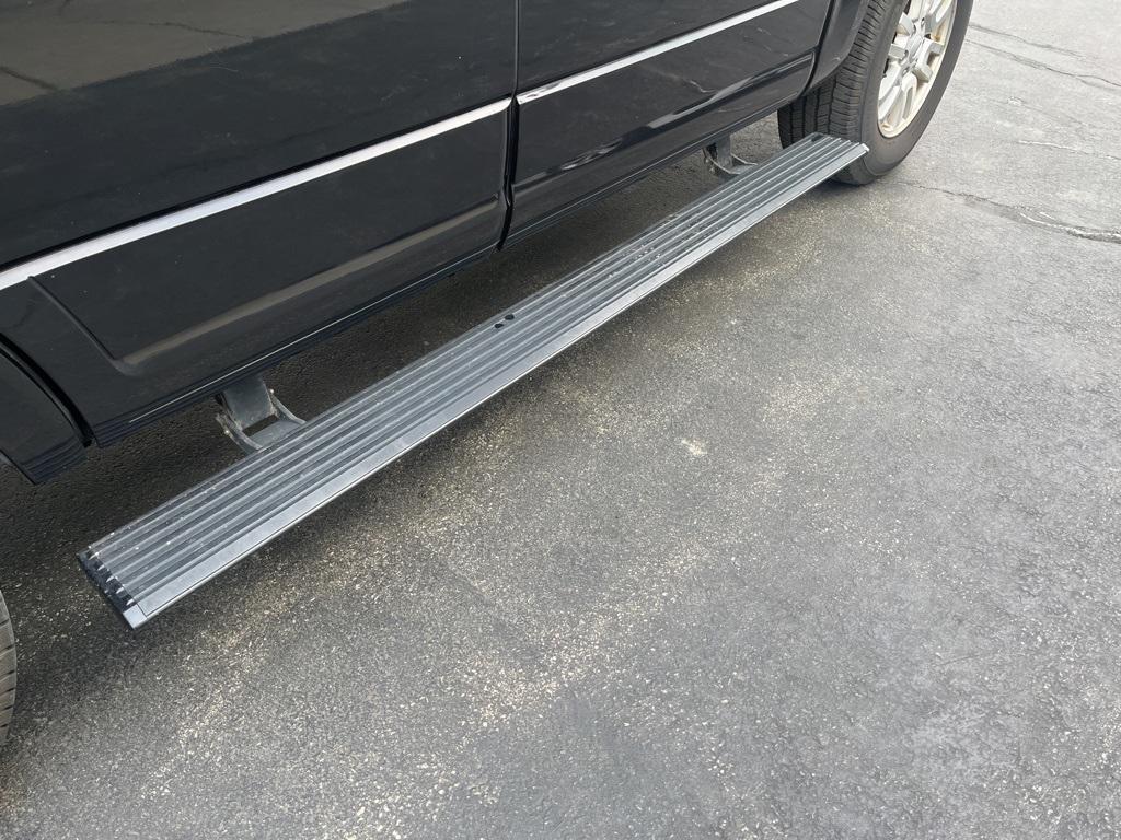 used 2014 Ford Expedition car, priced at $13,988