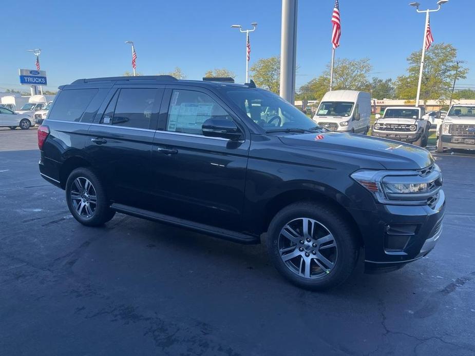 new 2024 Ford Expedition car, priced at $65,874