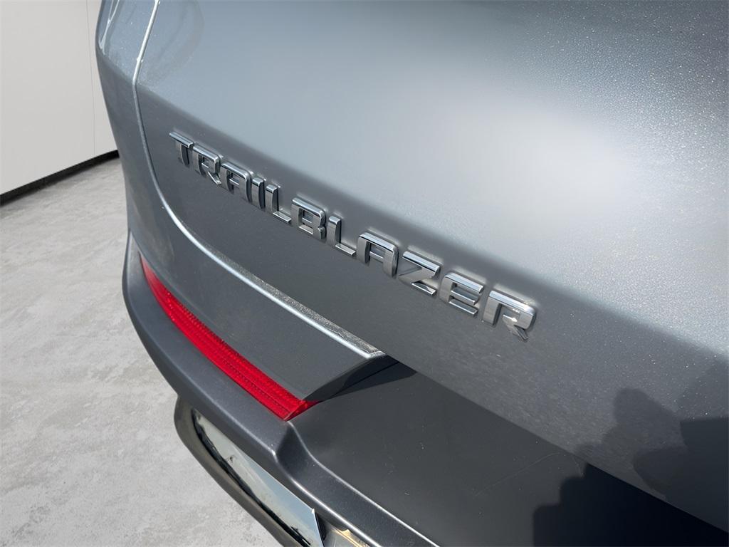 used 2024 Chevrolet TrailBlazer car, priced at $21,988