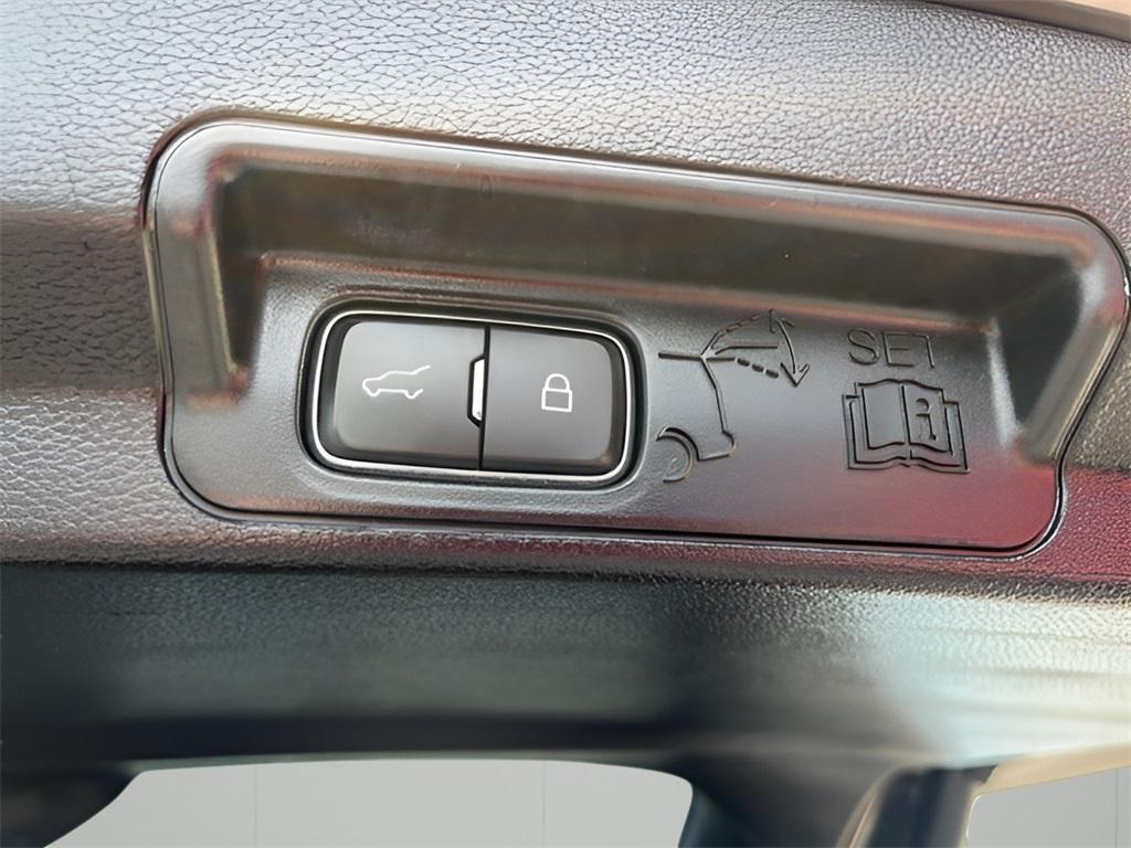 used 2021 Ford Explorer car, priced at $25,588