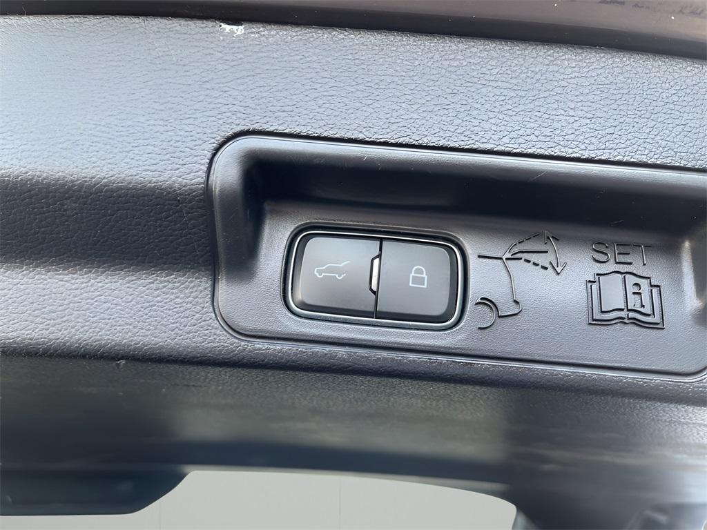 used 2021 Ford Explorer car, priced at $26,788