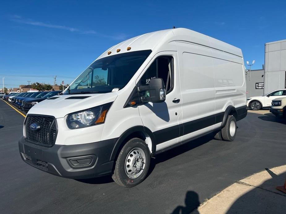 new 2024 Ford Transit-350 car