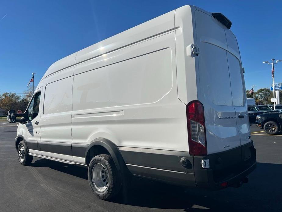 new 2024 Ford Transit-350 car