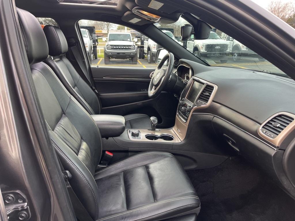 used 2015 Jeep Grand Cherokee car, priced at $14,288