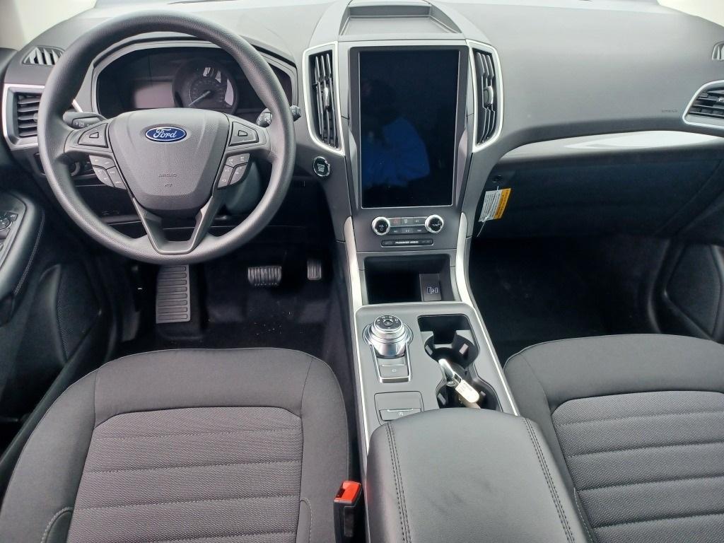 new 2024 Ford Edge car, priced at $32,643