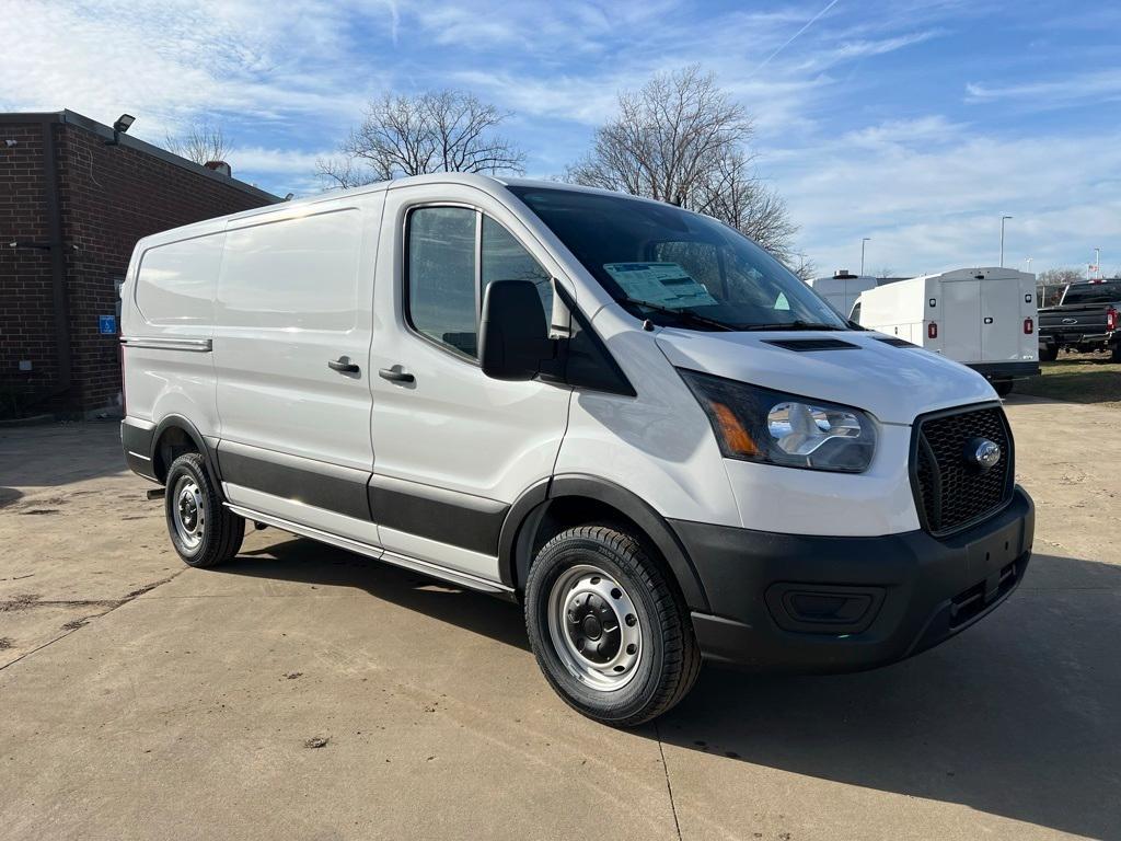 new 2024 Ford Transit-250 car