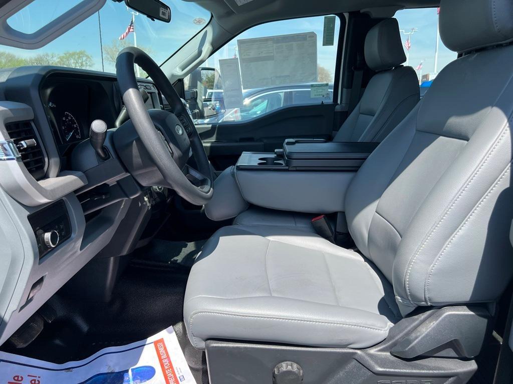 new 2024 Ford F-350 car, priced at $68,795
