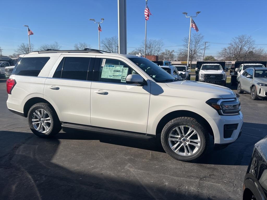 new 2024 Ford Expedition car, priced at $65,931