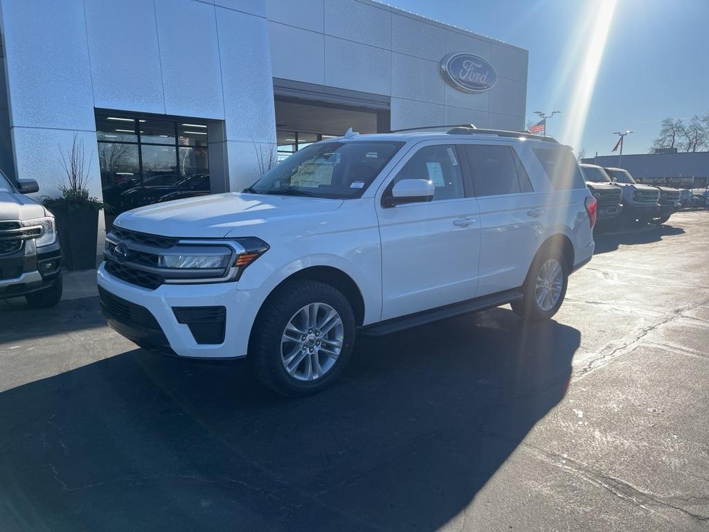 new 2024 Ford Expedition car, priced at $65,931