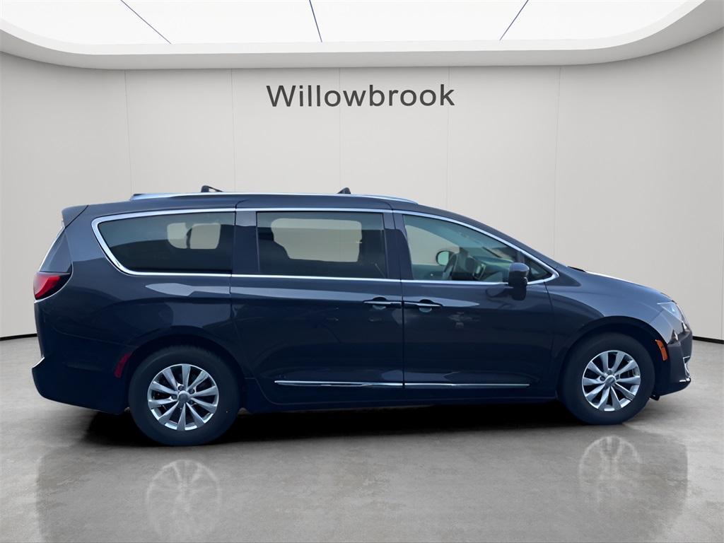 used 2019 Chrysler Pacifica car, priced at $18,988