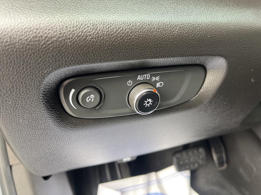 used 2019 Chevrolet Traverse car, priced at $20,988