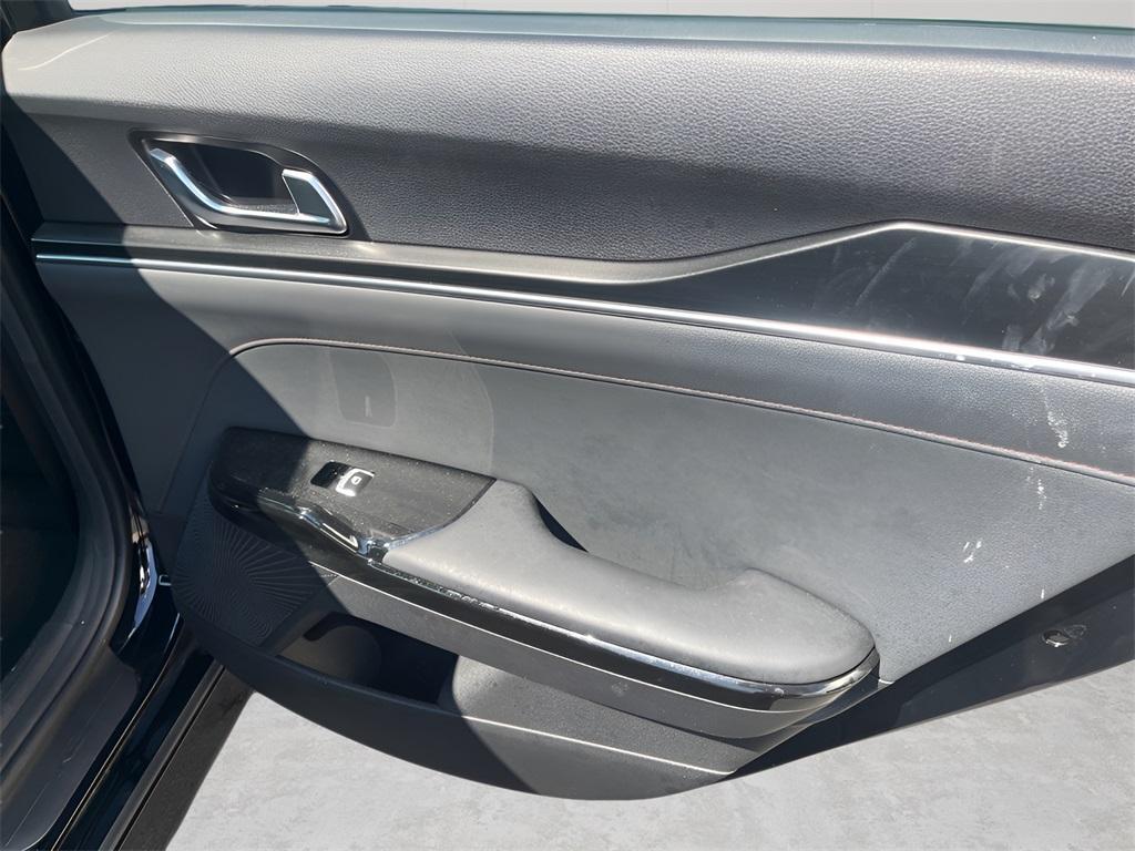 used 2024 Kia K5 car, priced at $27,298