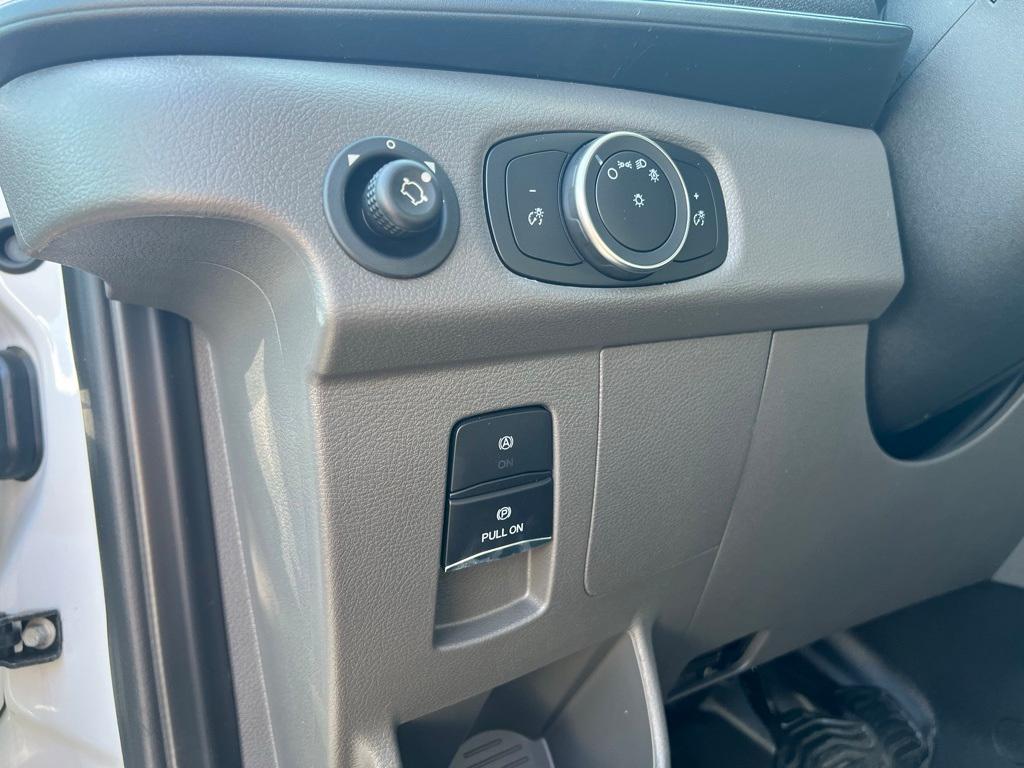 new 2025 Ford Transit-250 car