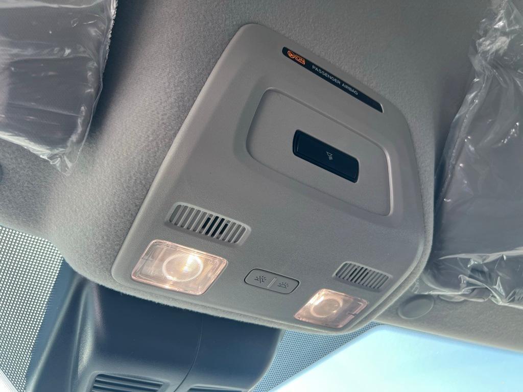 new 2025 Ford Transit-250 car