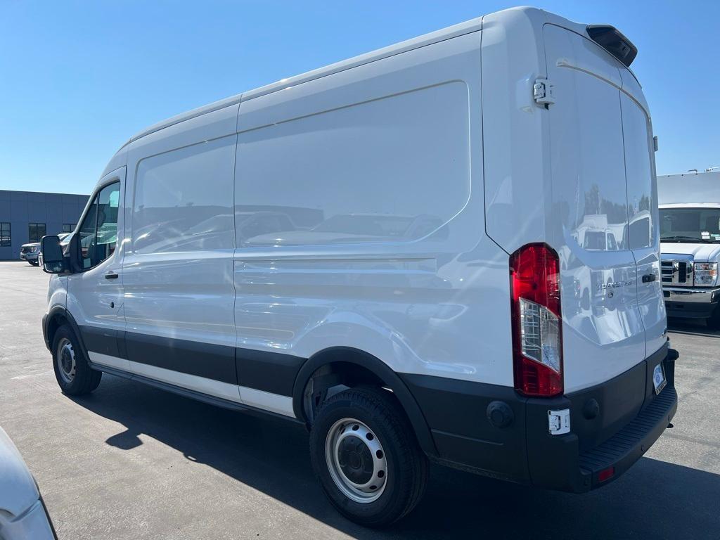 new 2025 Ford Transit-250 car