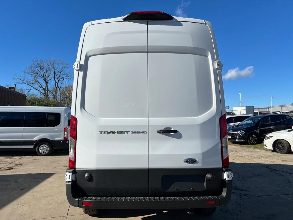 new 2024 Ford Transit-350 car