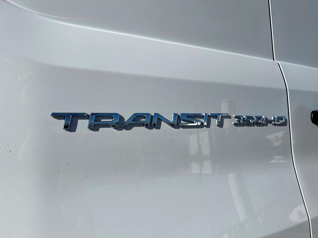 new 2024 Ford Transit-350 car