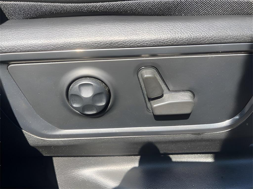 used 2021 Ram 1500 car, priced at $38,588