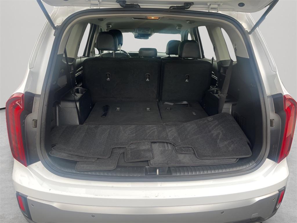 used 2023 Kia Telluride car, priced at $33,588