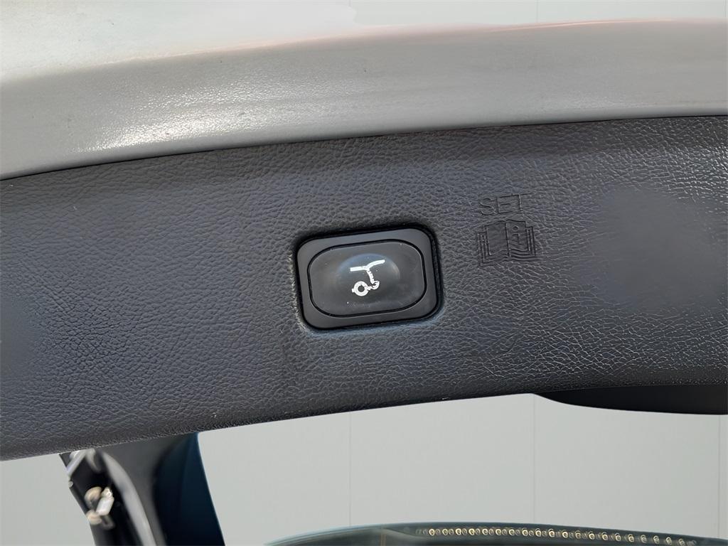 used 2023 Ford Edge car, priced at $23,988