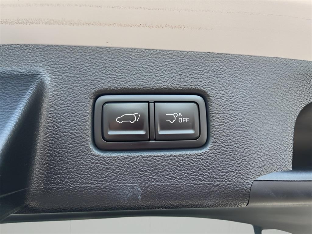 used 2023 Kia Telluride car, priced at $41,998