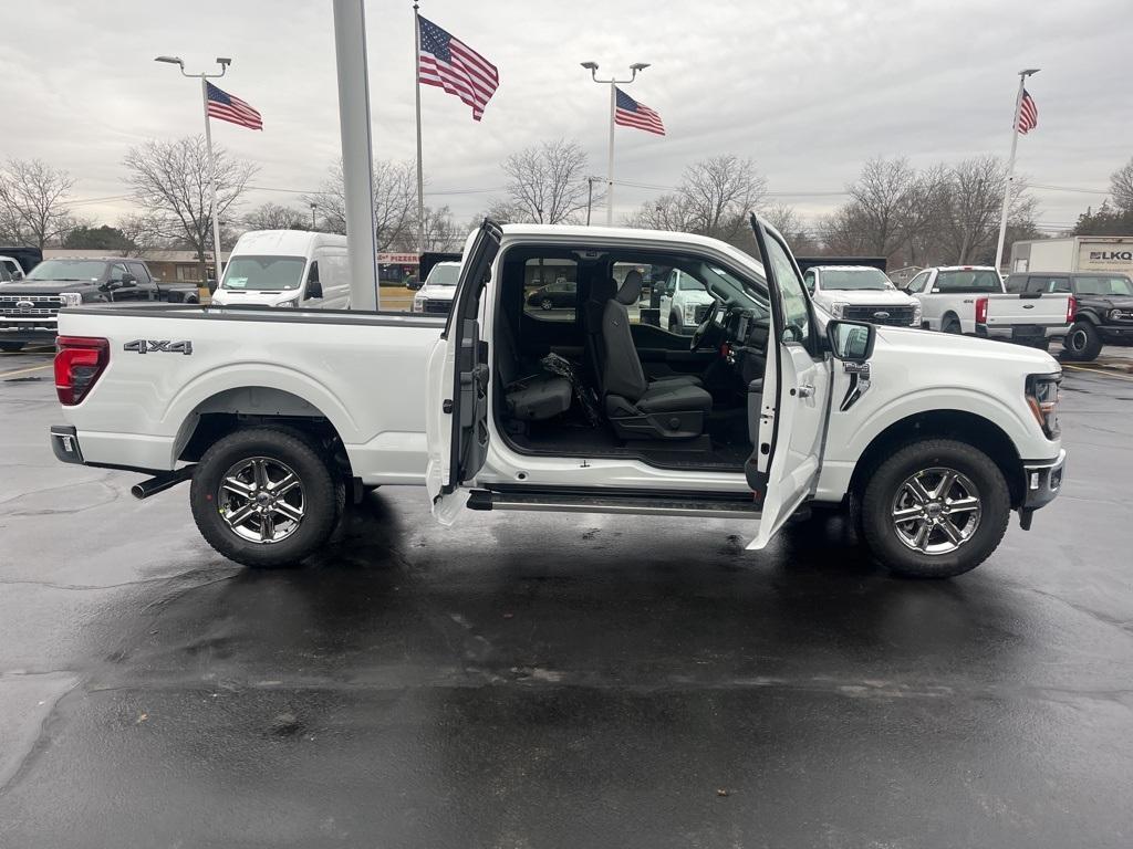 new 2024 Ford F-150 car, priced at $49,639