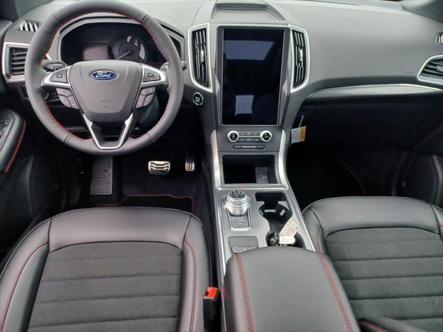 new 2024 Ford Edge car, priced at $39,363