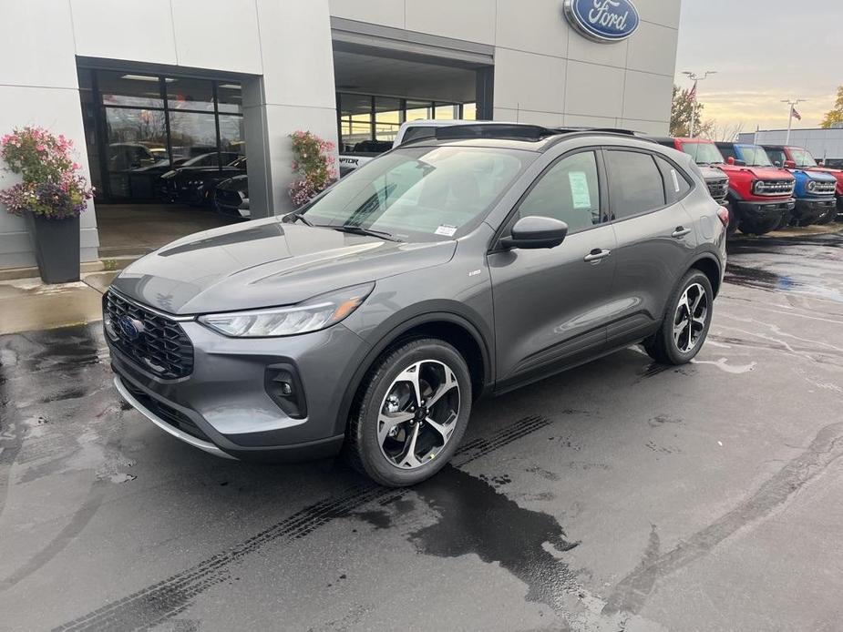 new 2025 Ford Escape car, priced at $39,760