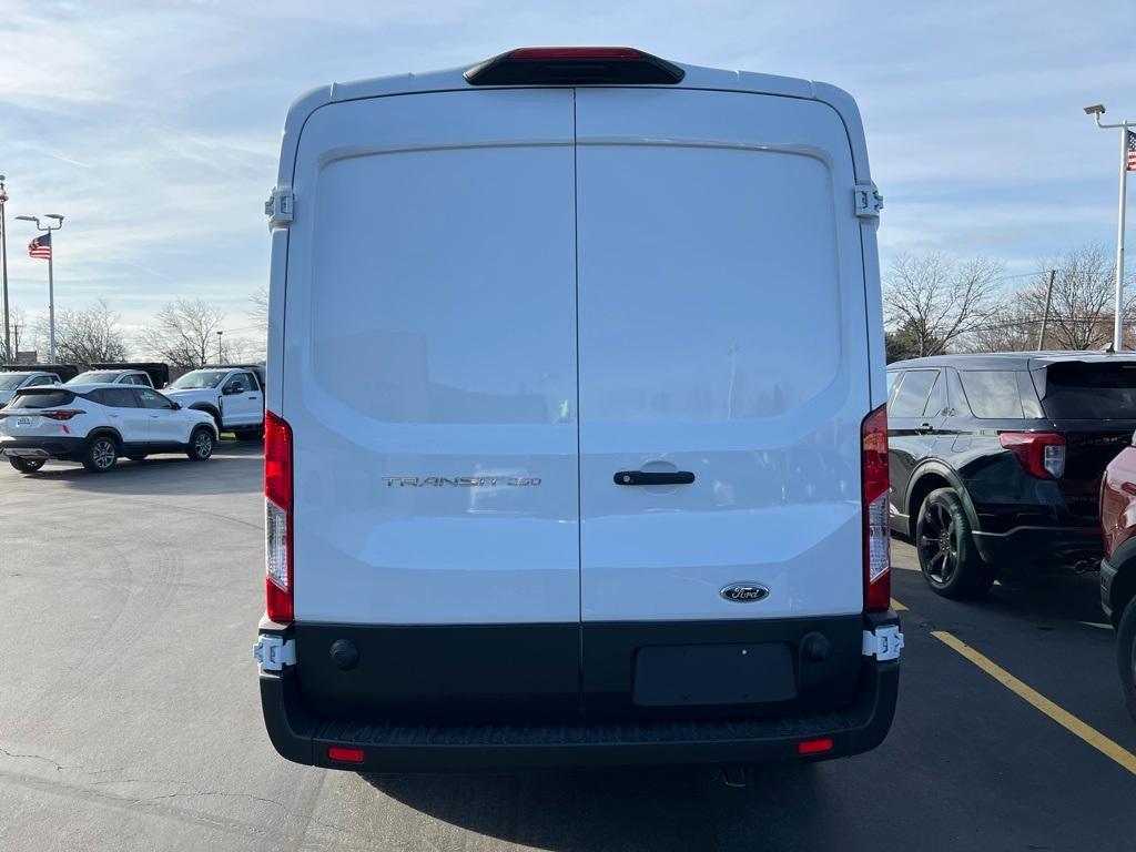 new 2024 Ford Transit-250 car