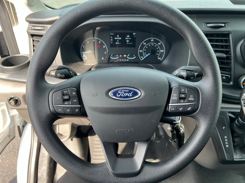 new 2024 Ford Transit-250 car