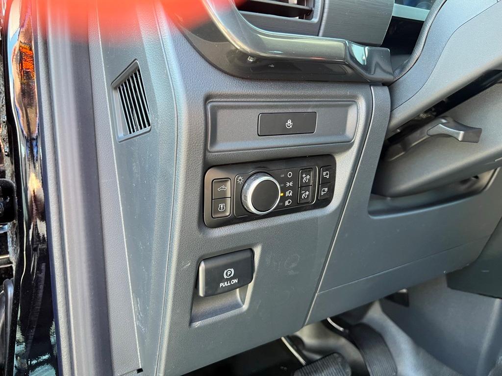 new 2025 Ford F-150 car, priced at $55,760