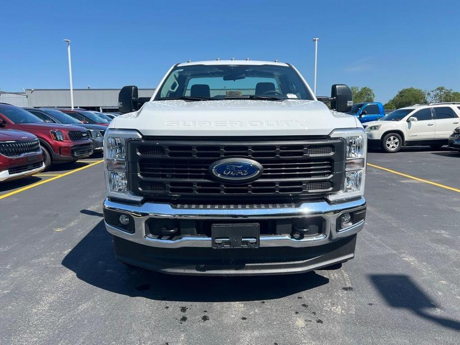 new 2024 Ford F-350 car, priced at $59,890