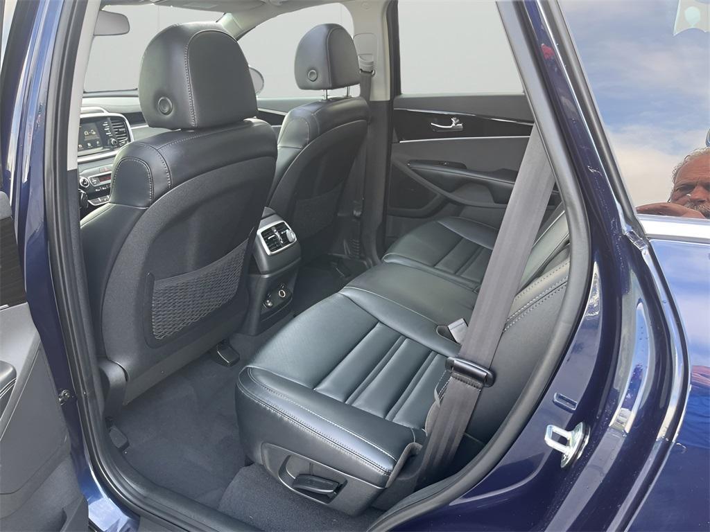used 2020 Kia Sorento car, priced at $26,788