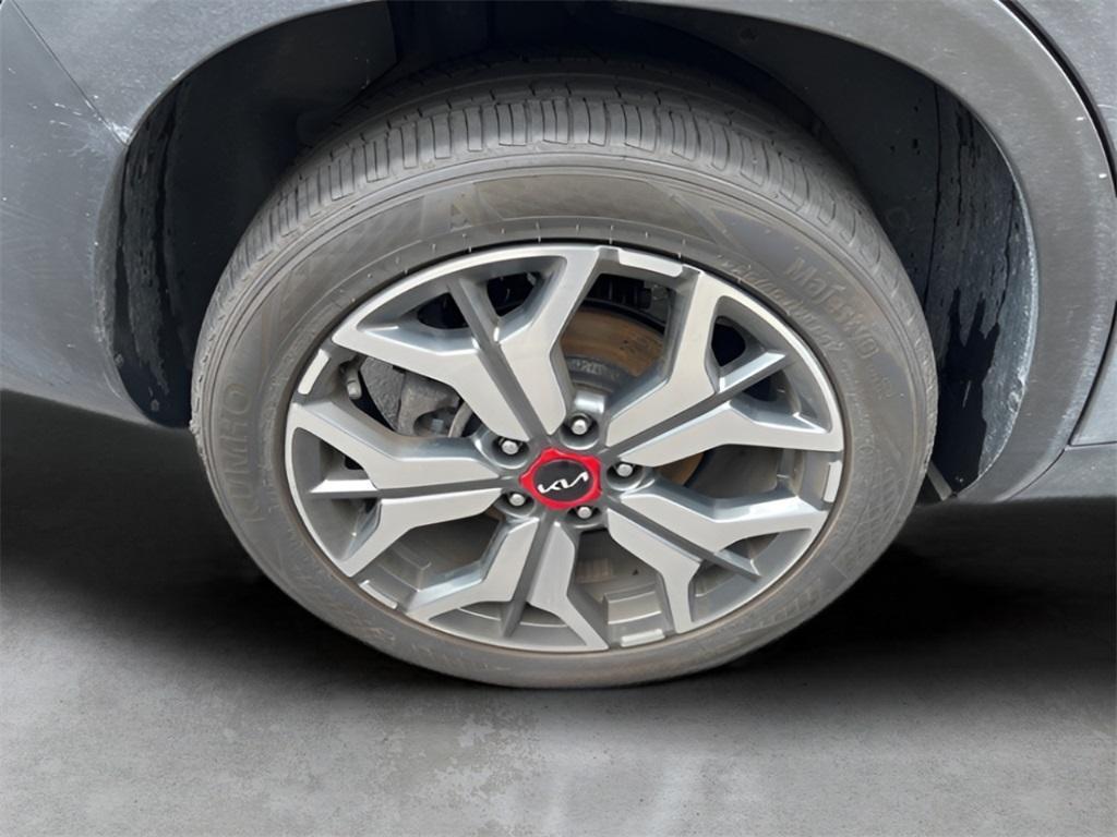 used 2023 Kia Seltos car, priced at $22,998