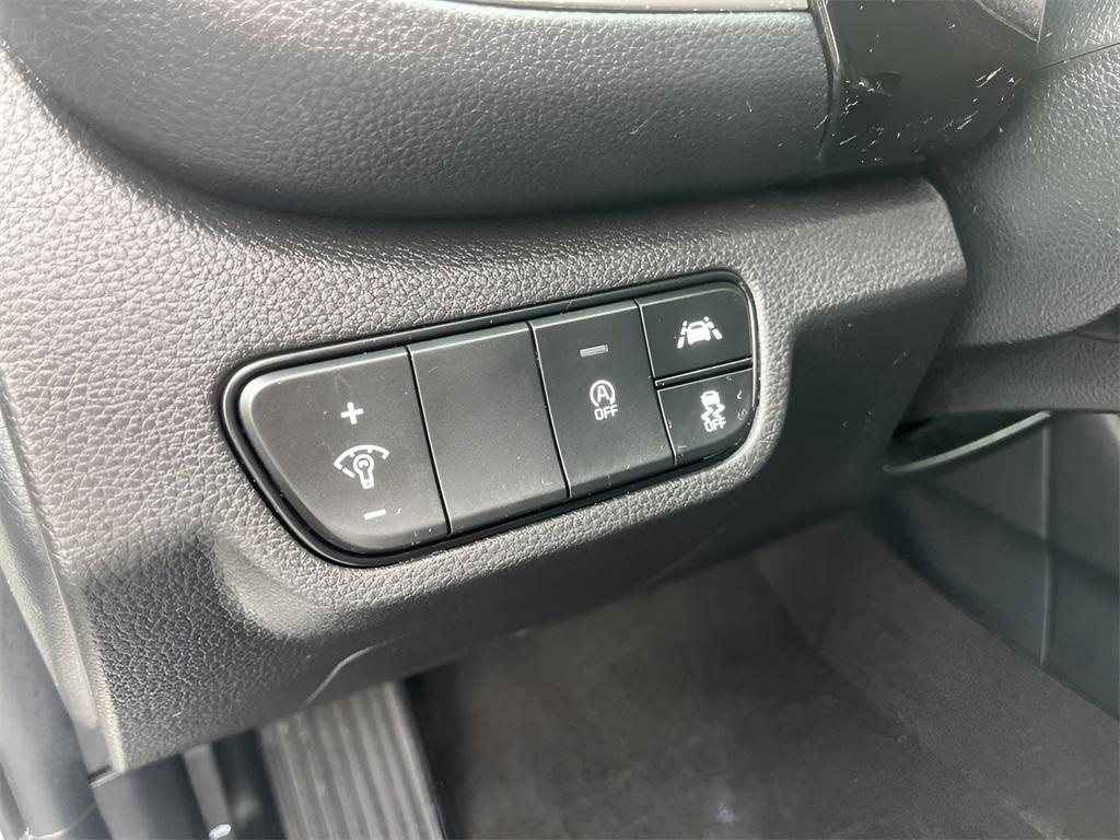used 2023 Kia Seltos car, priced at $25,588