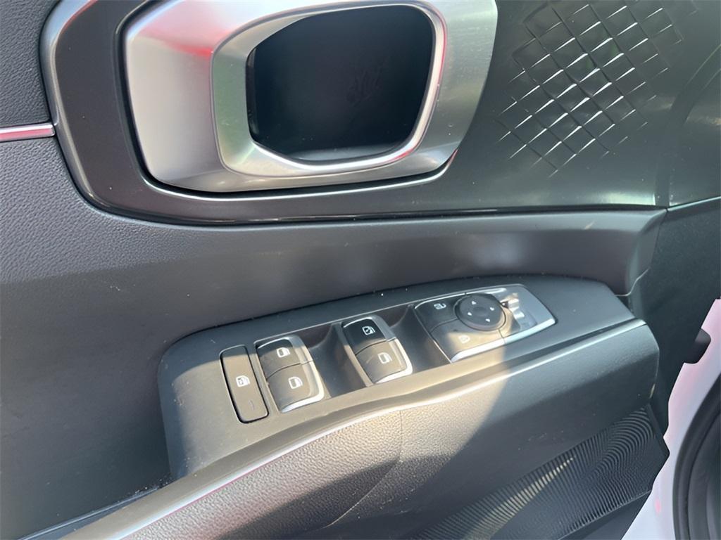 used 2022 Kia Sorento car, priced at $21,998